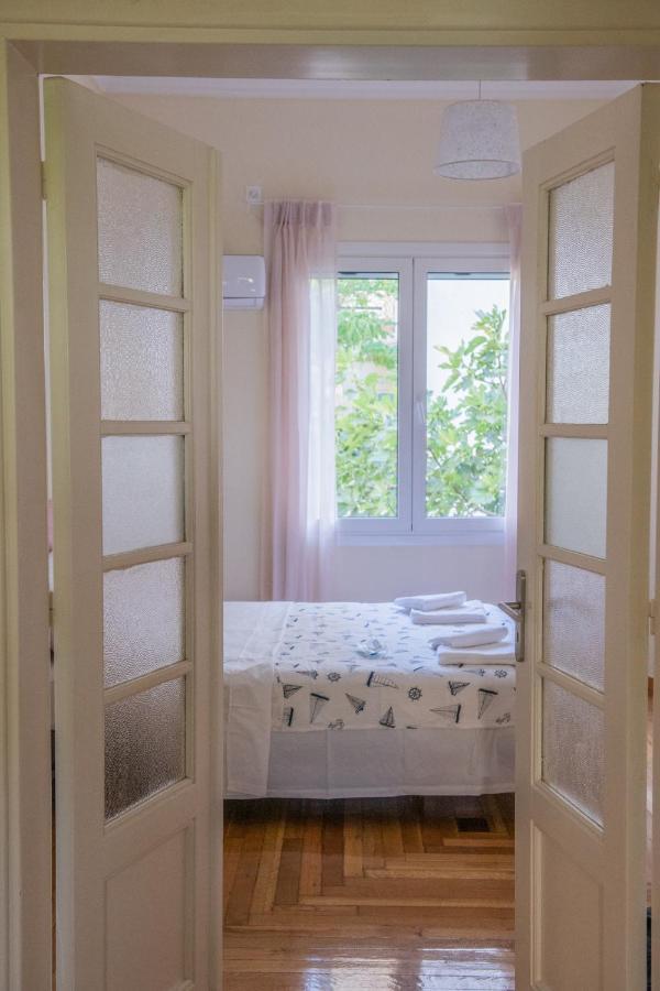 Ferienwohnung The Athenian House -Duxiana Bed Exterior foto